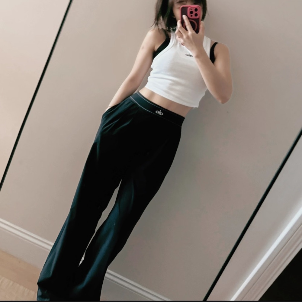 ALO Yoga Black Wide-Leg Joggers